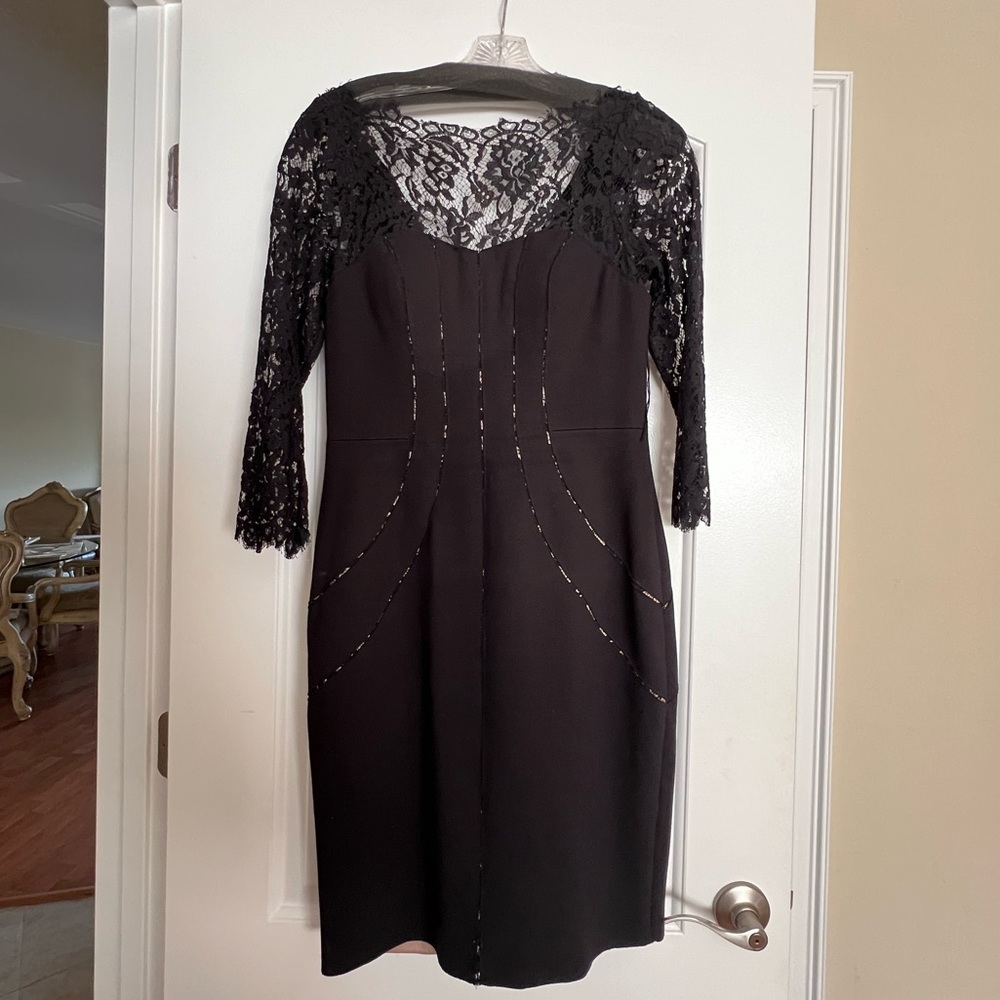 Aidan Mattox Women’s lace cocktail dress in black size 8 3/4 sleeve